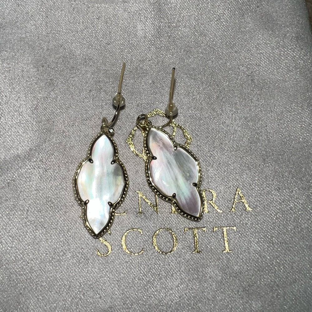 Kendra Scott Iridescent Earrings